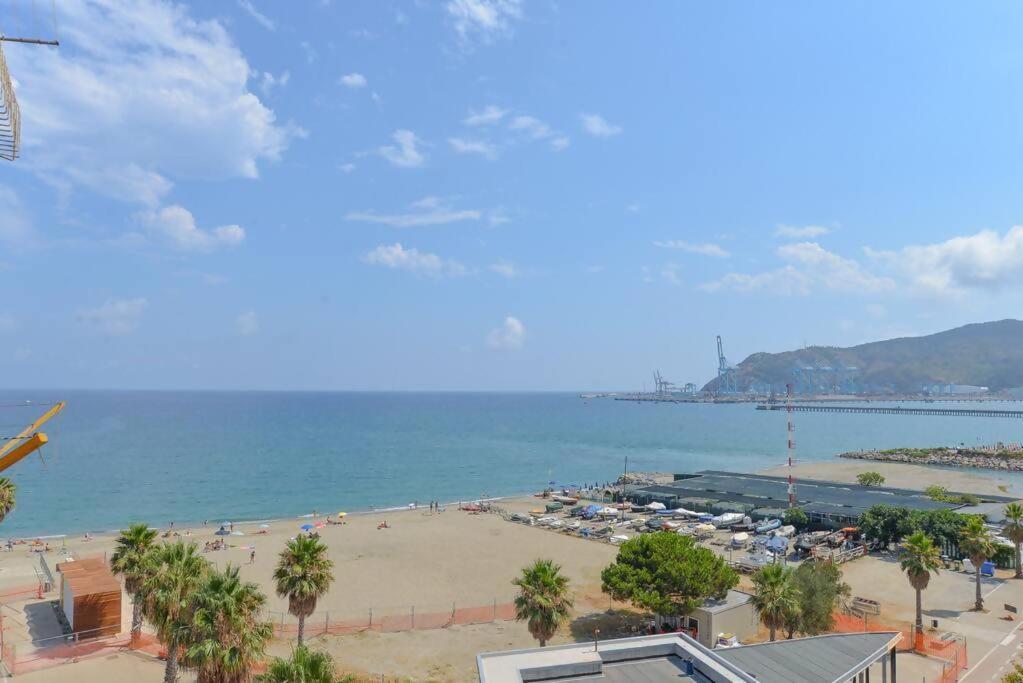 Brezza Marina Vadoalmare Immobiliare Vado Ligure Zimmer foto
